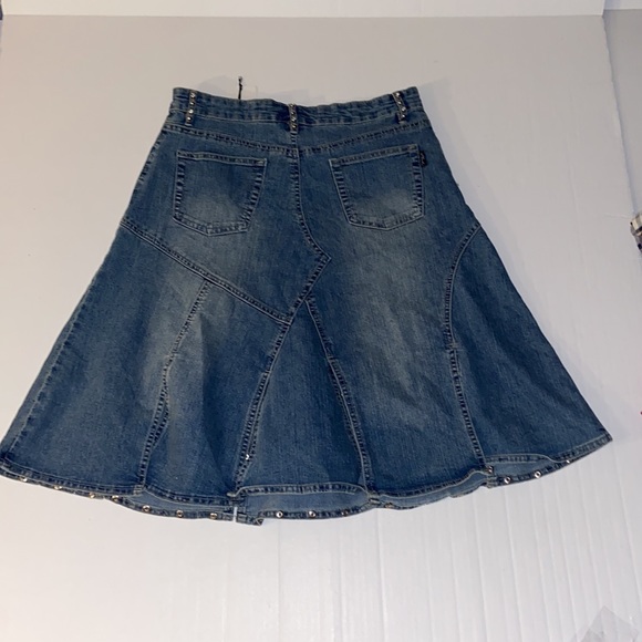 Platinum Plush Juniors Size Large Riveted Jean Skirt - Picture 3 of 8